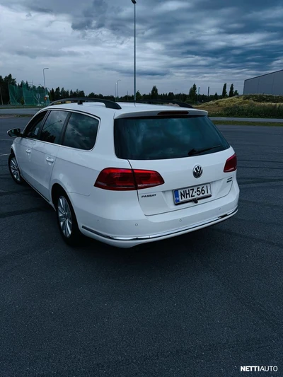 Volkswagen Passat 2012, photo 6/14