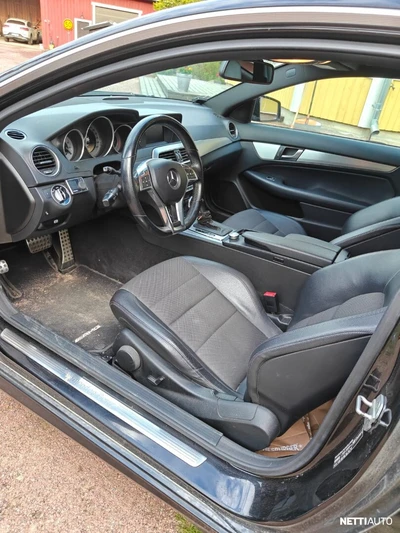 Mercedes-Benz C 2012, photo 5/23