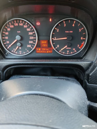 BMW 318 2005, photo 6/19