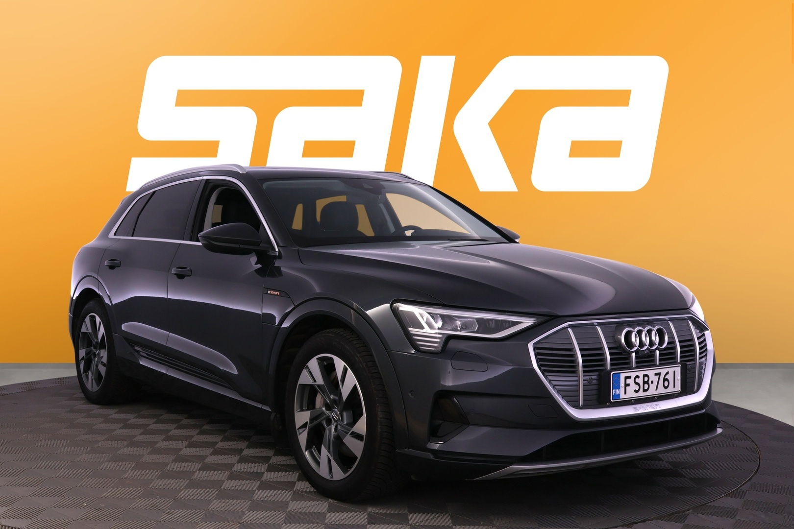 Audi e-tron 50 quattro