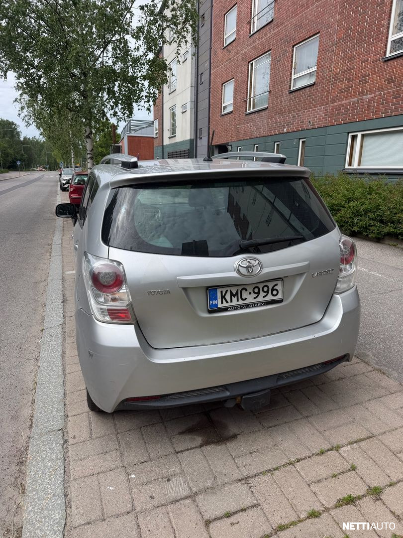 Toyota Verso 2012, photo 8/8