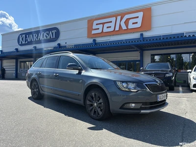 Skoda Superb 2014, photo 1/5