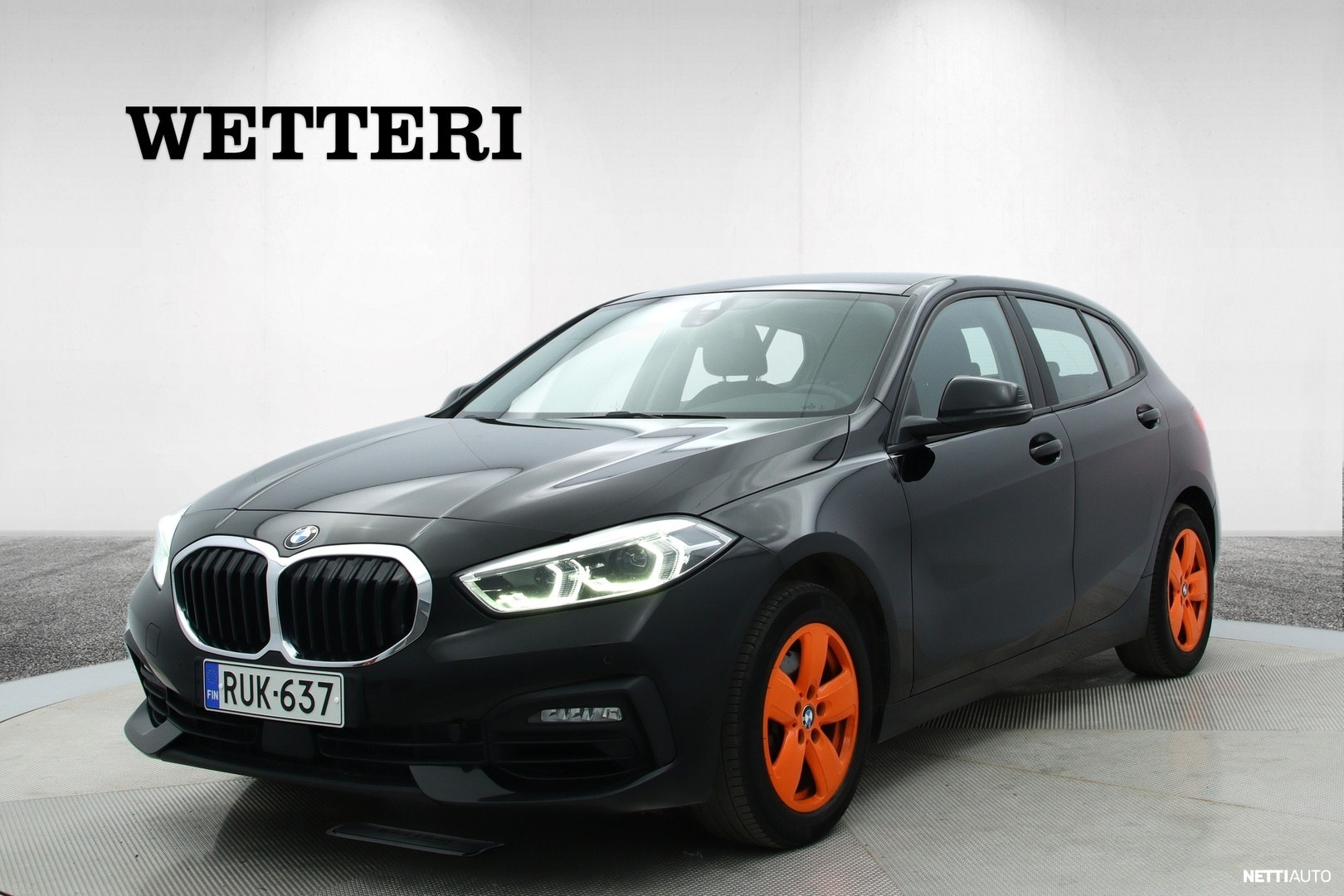 BMW 118
