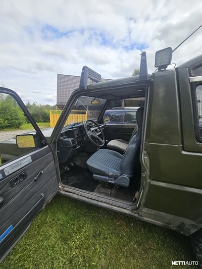 Daihatsu Rocky 1989, kuva 7/12