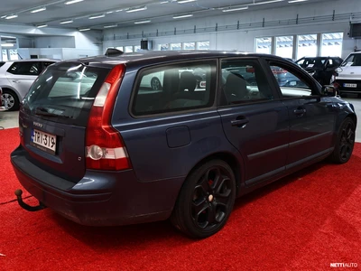 Volvo V50 1,6D / Myydään korjattavaksi 2006, photo 5/10