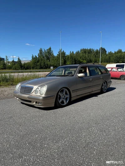 Mercedes-Benz E 200 Kompressor 2002, photo 1/10