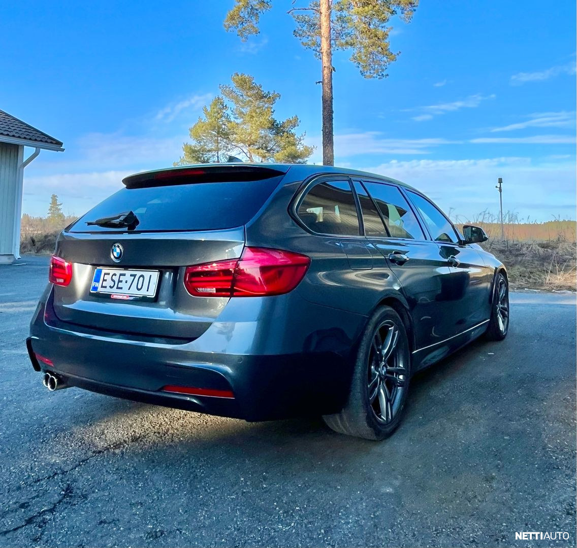 BMW 330