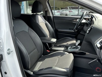 Kia Xceed 1,4 T-GDI ISG 140hv EX DCT AT 2019, kuva 5/10