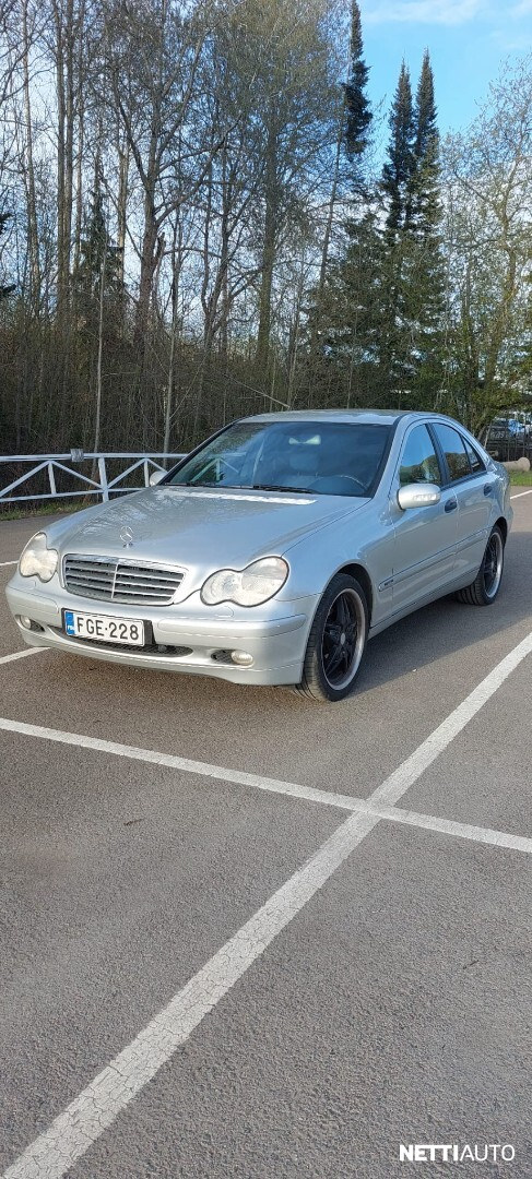 Mercedes-Benz C 180