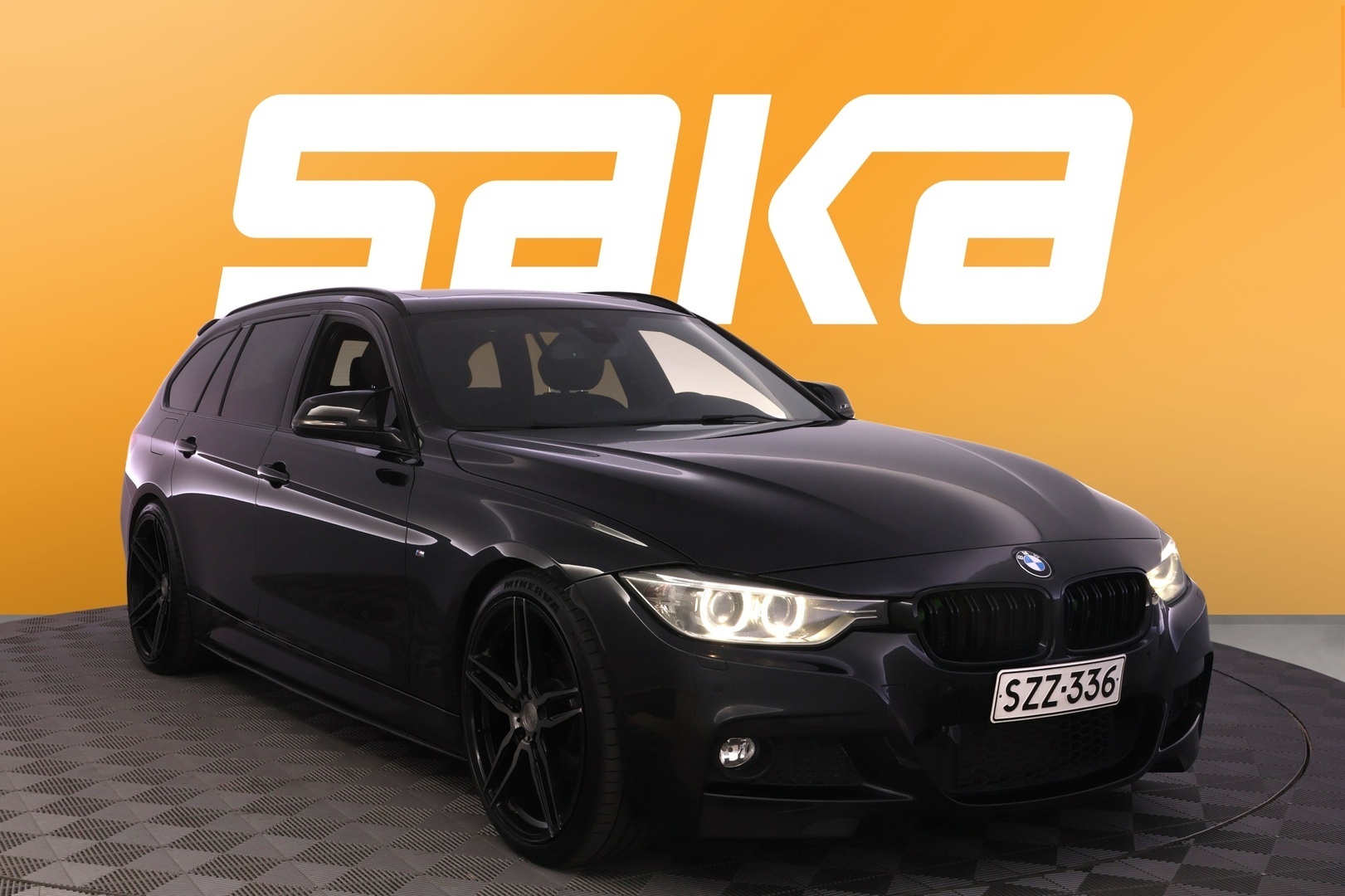 BMW 330