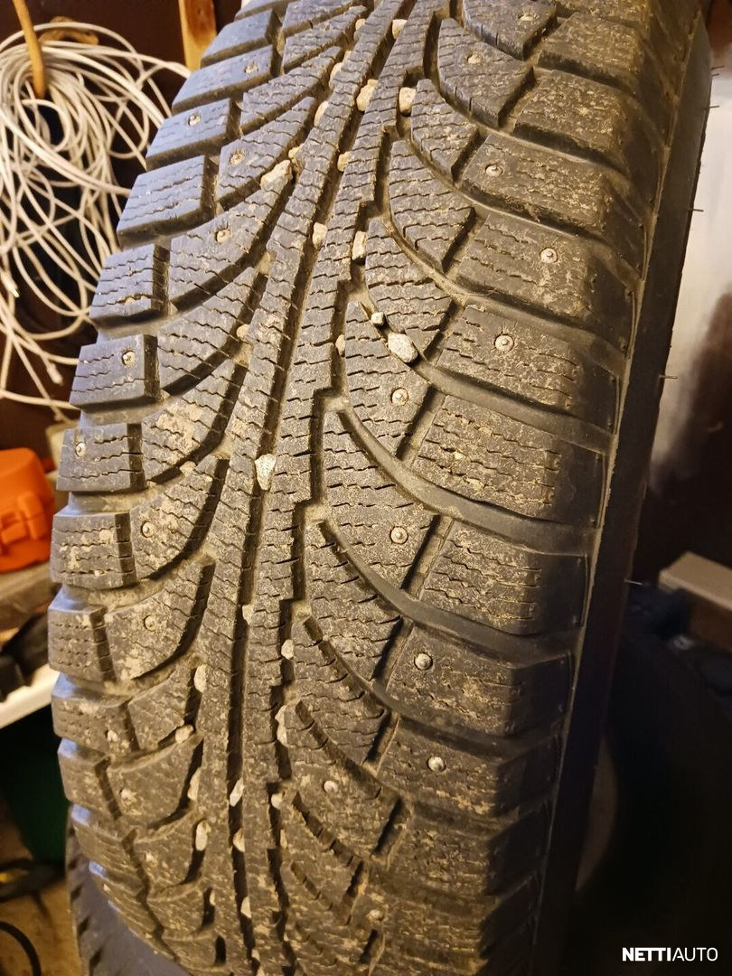 Jeep Cherokee 2002, photo 2/6