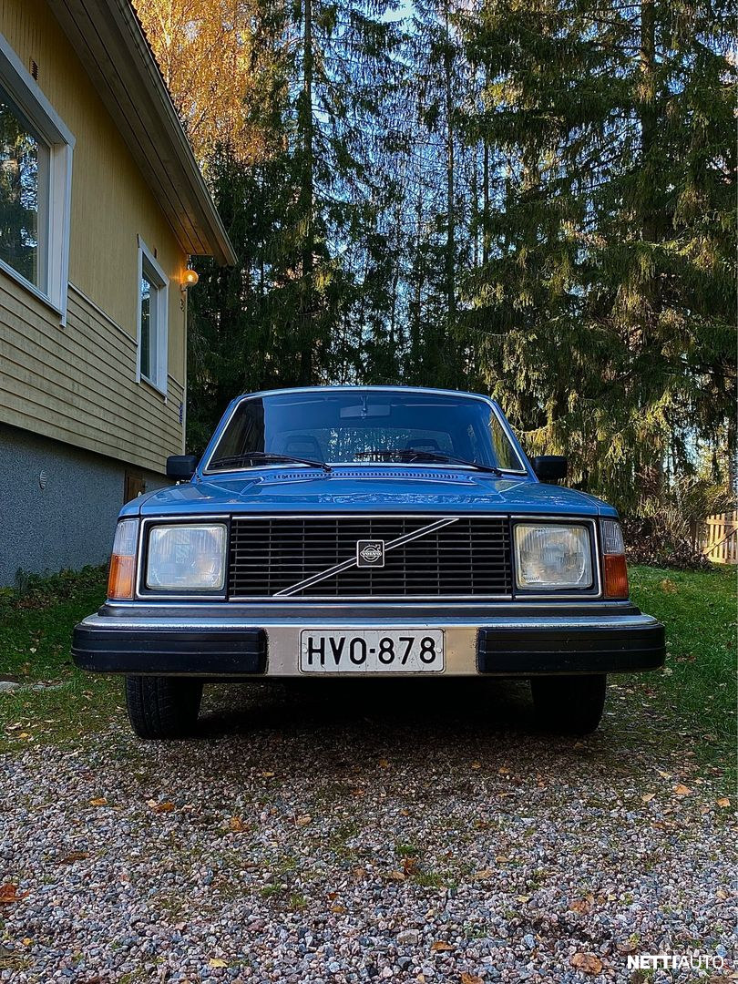 Volvo 240