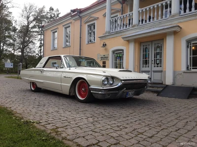 Ford Thunderbird 1964, kuva 2/13