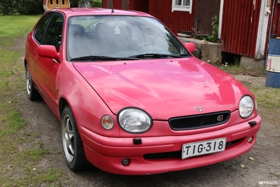 Toyota Corolla 1998, photo 6/15