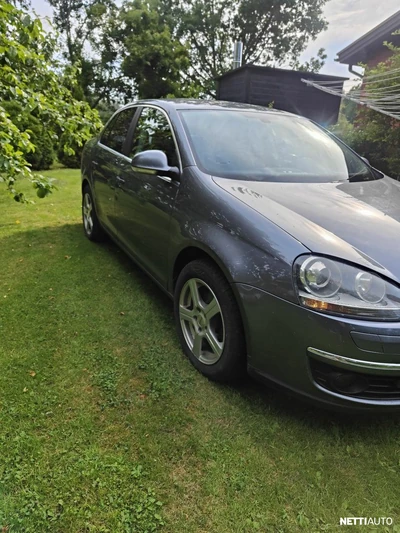 Volkswagen Jetta 2006, kuva 2/16