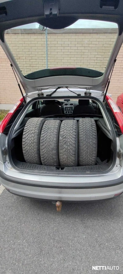 Ford Focus 2006, kuva 6/9