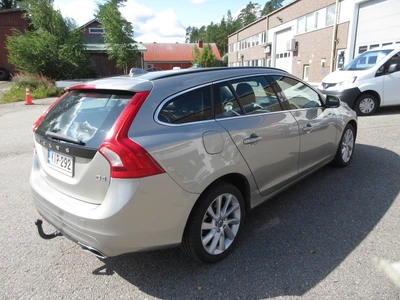 Volvo V60 D4 Business aut 2014, kuva 7/10