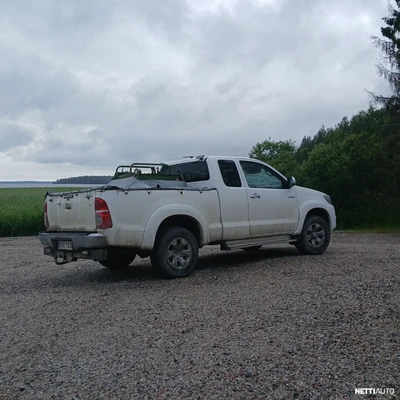 Toyota Hilux 2013, photo 2/3
