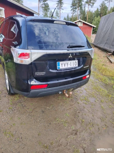 Mitsubishi Outlander 2013, kuva 2/9