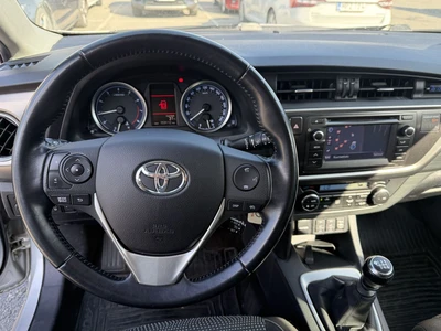 Toyota Auris 1,6 Valvematic Active 5ov 2013, kuva 5/10