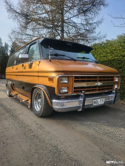 Chevrolet Chevy Van 1989, photo 6/15