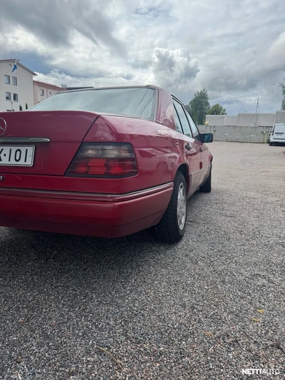Mercedes-Benz 250 250D W124 Auttomatti 1994, kuva 4/21