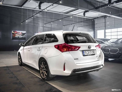 Toyota Auris 2015, kuva 7/10
