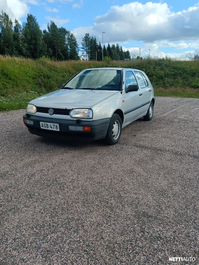 Volkswagen Golf 1992, kuva 2/5