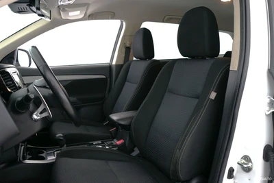 Mitsubishi Outlander 2018, kuva 5/24