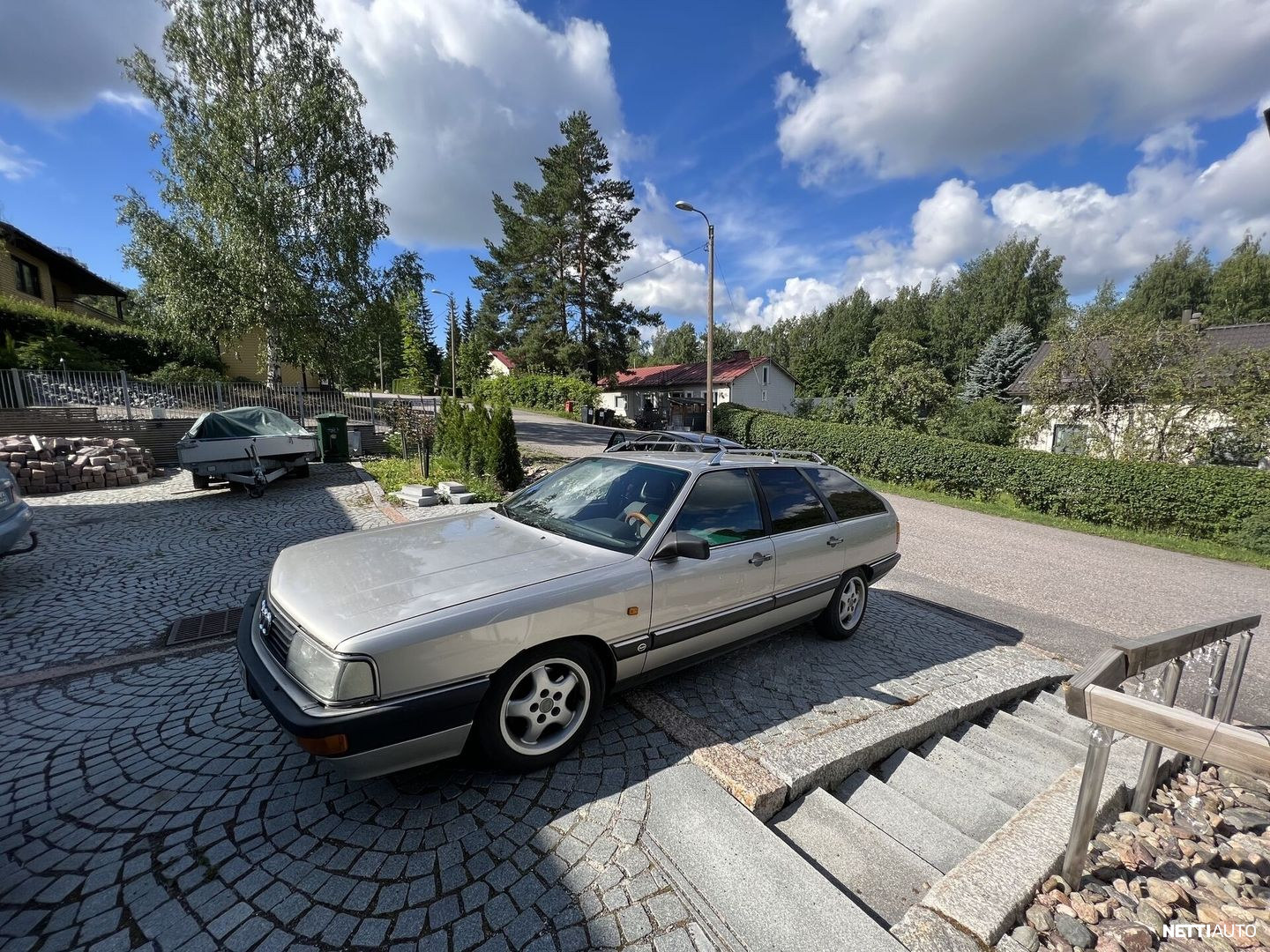 Audi 200