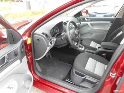 Skoda Octavia 2009, kuva 7/26