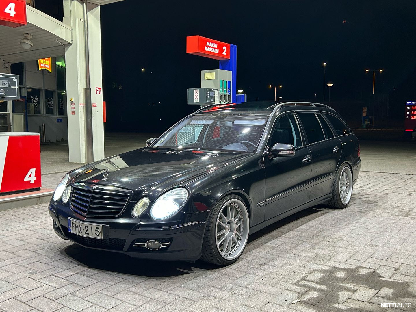 Mercedes-Benz E