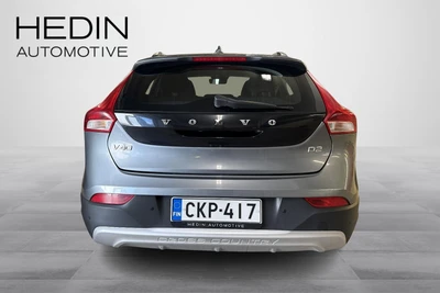 Volvo V40 Cross Country 2017, photo 3/10