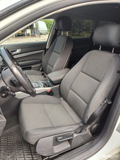 Audi A6 2010, photo 6/7