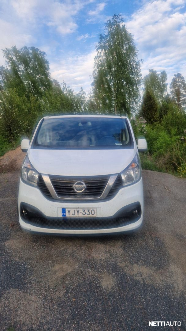 Nissan NV300