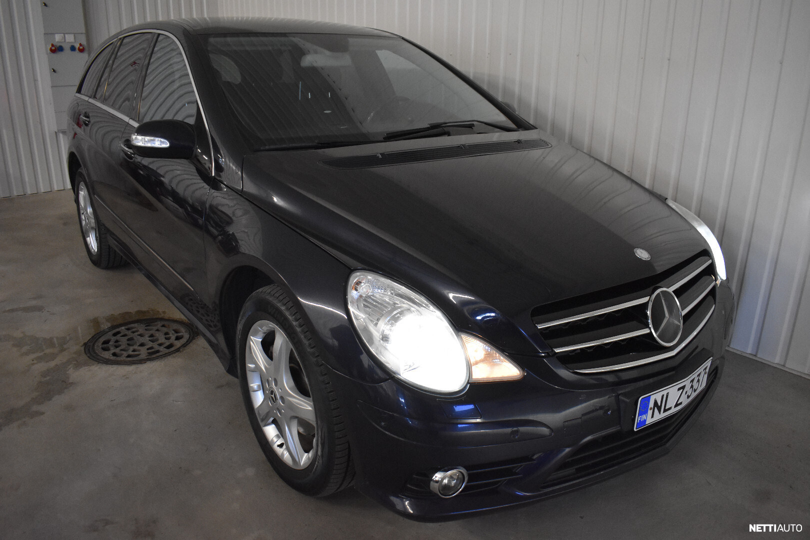 Mercedes-Benz R