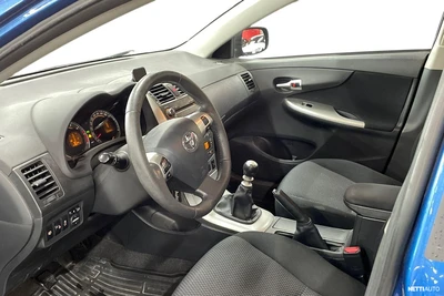 Toyota Corolla 2012, photo 3/11