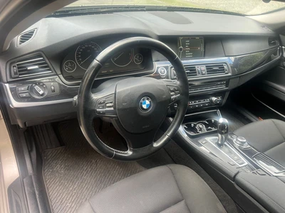 BMW 520 2011, kuva 3/3