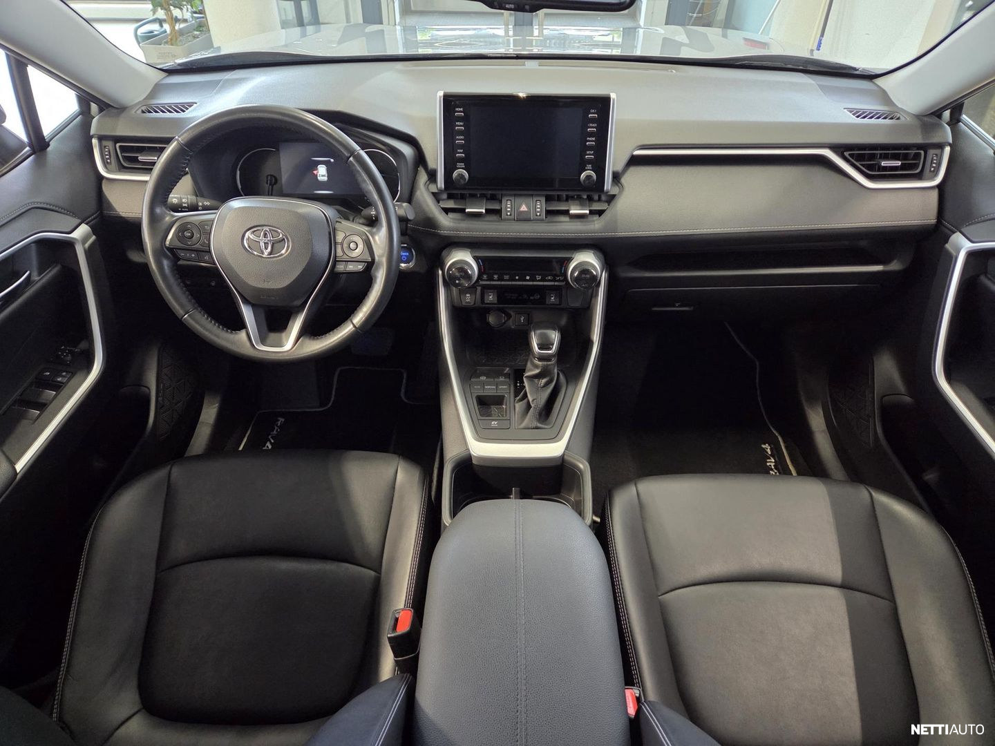 Toyota RAV4 2022, kuva 4/15