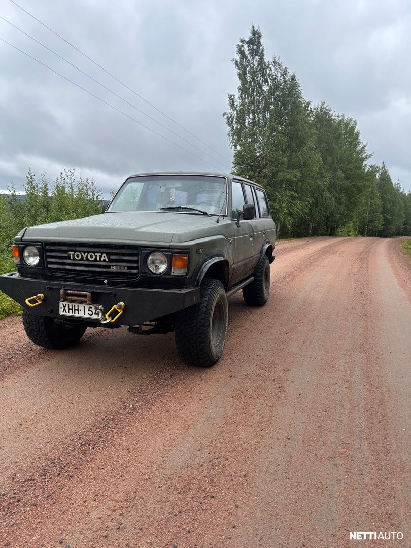 Toyota Land Cruiser