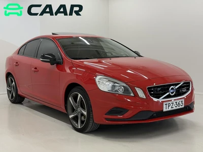 Volvo S60 D5 AWD R-Design 2011, photo 4/36