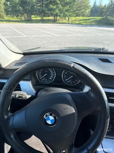 BMW 325 2008, photo 5/14