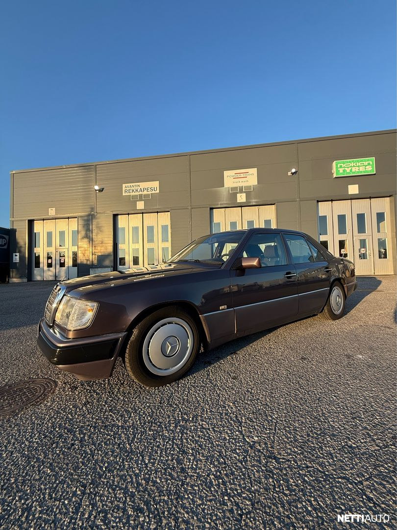 Mercedes-Benz E