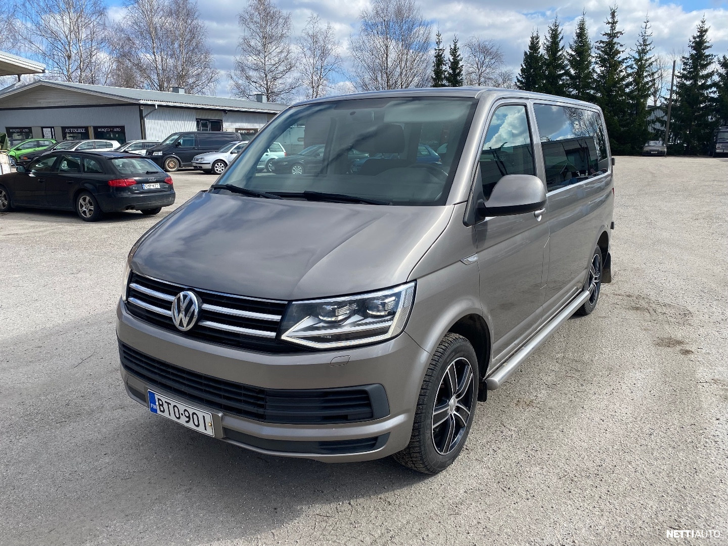 Volkswagen Caravelle
