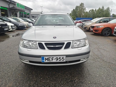 Saab 9-5 2.0 T Automaatti Sedan 2002, photo 2/16