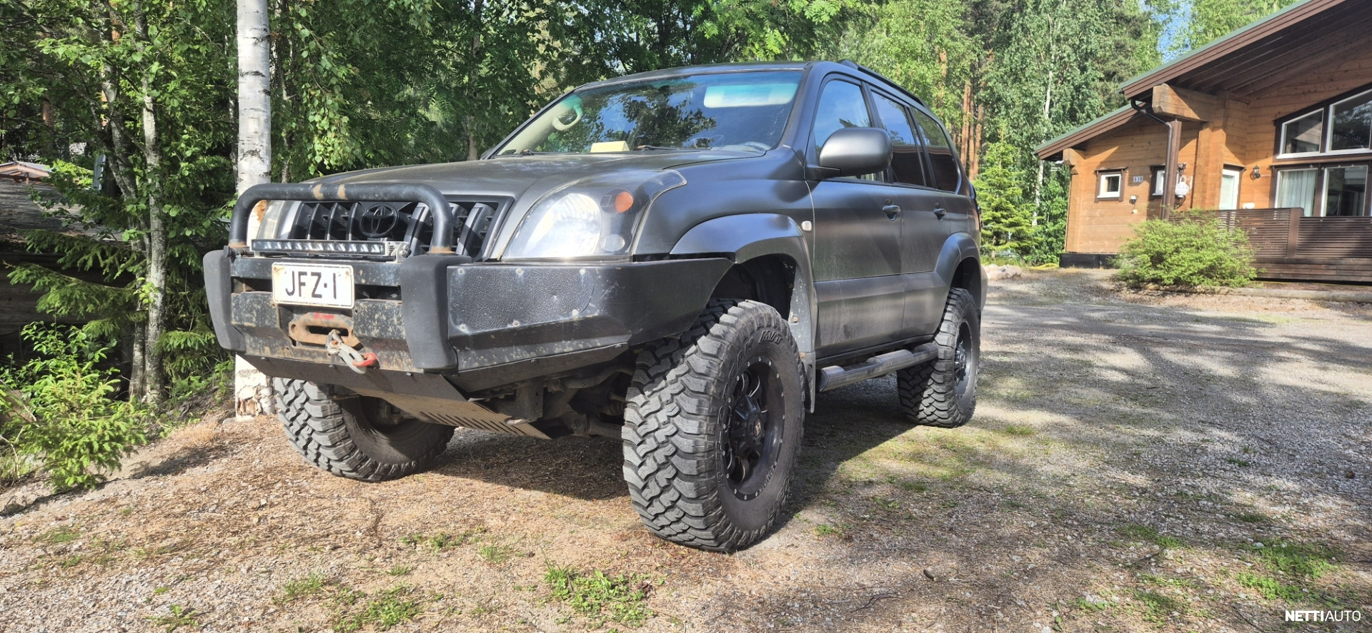 Toyota Land Cruiser