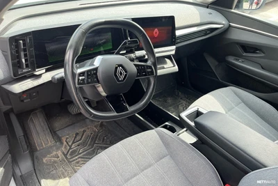 Renault Megane 2023, photo 5/10
