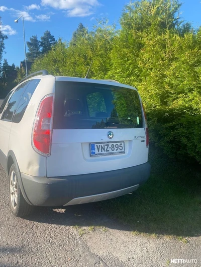 Skoda Roomster 1,2 TSI 85 Experience 2013, photo 7/14