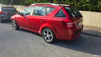 Kia Ceed 2008, kuva 3/4