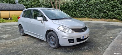 Nissan Tiida 5d Visia 1,6 L 5M/T 2010, photo 1/6